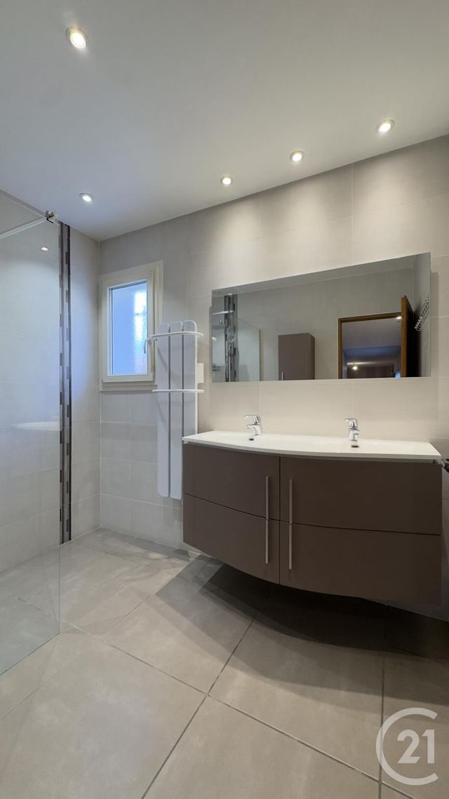 maison à vendre - 5 pièces - 110.39 m2 - GAP - 05 - PROVENCE-ALPES-COTE-D-AZUR - Century 21 Habitat