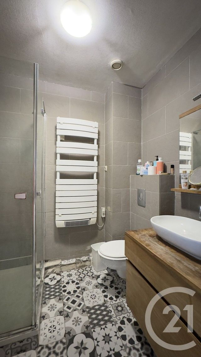 Appartement T4 à vendre - 5 pièces - 106.09 m2 - GAP - 05 - PROVENCE-ALPES-COTE-D-AZUR - Century 21 Habitat