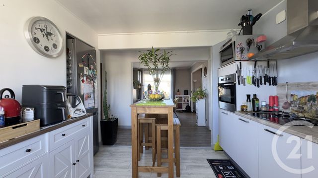 Appartement T4 à vendre - 3 pièces - 72.41 m2 - GAP - 05 - PROVENCE-ALPES-COTE-D-AZUR - Century 21 Habitat