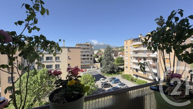 Appartement T4 à vendre - 3 pièces - 72.41 m2 - GAP - 05 - PROVENCE-ALPES-COTE-D-AZUR - Century 21 Habitat