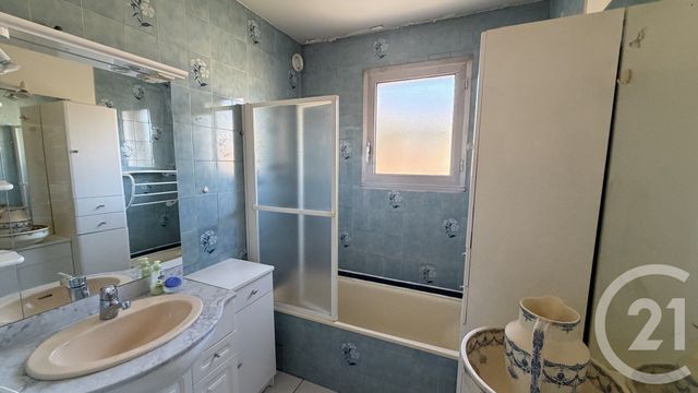 Appartement T4 à vendre - 4 pièces - 84.68 m2 - GAP - 05 - PROVENCE-ALPES-COTE-D-AZUR - Century 21 Habitat