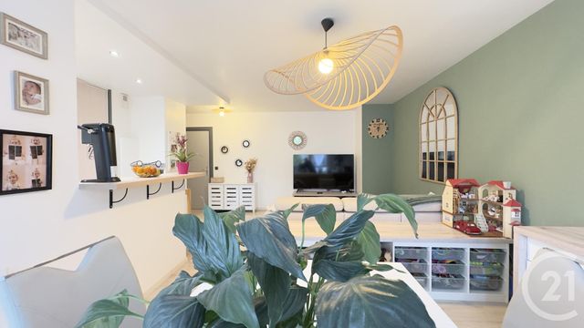 Appartement T3 à vendre - 3 pièces - 65.64 m2 - GAP - 05 - PROVENCE-ALPES-COTE-D-AZUR - Century 21 Habitat