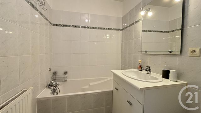 Afficher la photo en grand Appartement T2 à vendre - 2 pièces - 30.84 m2 - GAP - 05 - PROVENCE-ALPES-COTE-D-AZUR - Century 21 Habitat