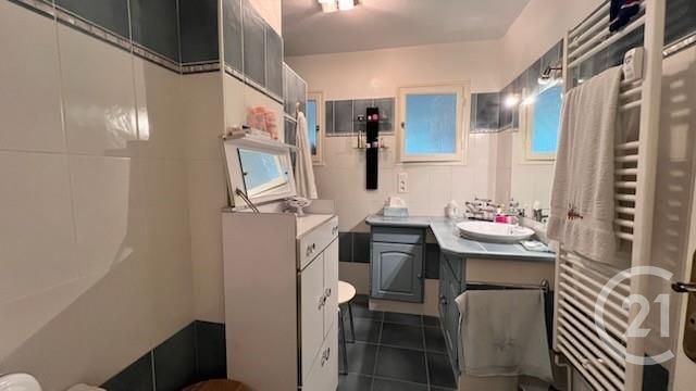 Afficher la photo en grand Appartement T3 à vendre - 3 pièces - 91.37 m2 - GAP - 05 - PROVENCE-ALPES-COTE-D-AZUR - Century 21 Habitat