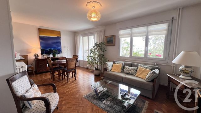 Afficher la photo en grand Appartement T3 à vendre - 3 pièces - 91.37 m2 - GAP - 05 - PROVENCE-ALPES-COTE-D-AZUR - Century 21 Habitat