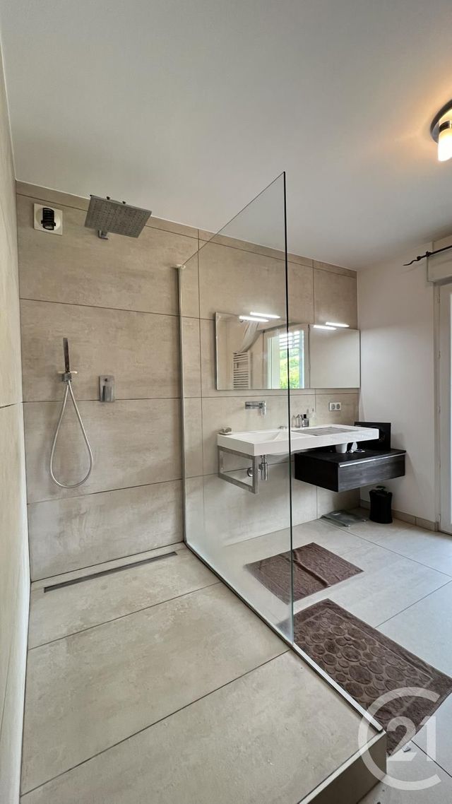 Appartement T4 à vendre - 4 pièces - 100.24 m2 - GAP - 05 - PROVENCE-ALPES-COTE-D-AZUR - Century 21 Habitat