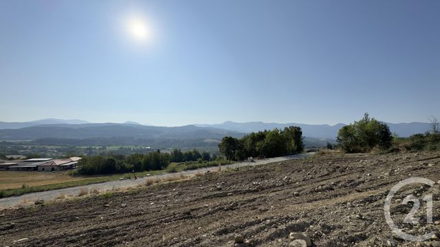 Afficher la photo en grand terrain à vendre - 863.0 m2 - NEFFES - 05 - PROVENCE-ALPES-COTE-D-AZUR - Century 21 Habitat