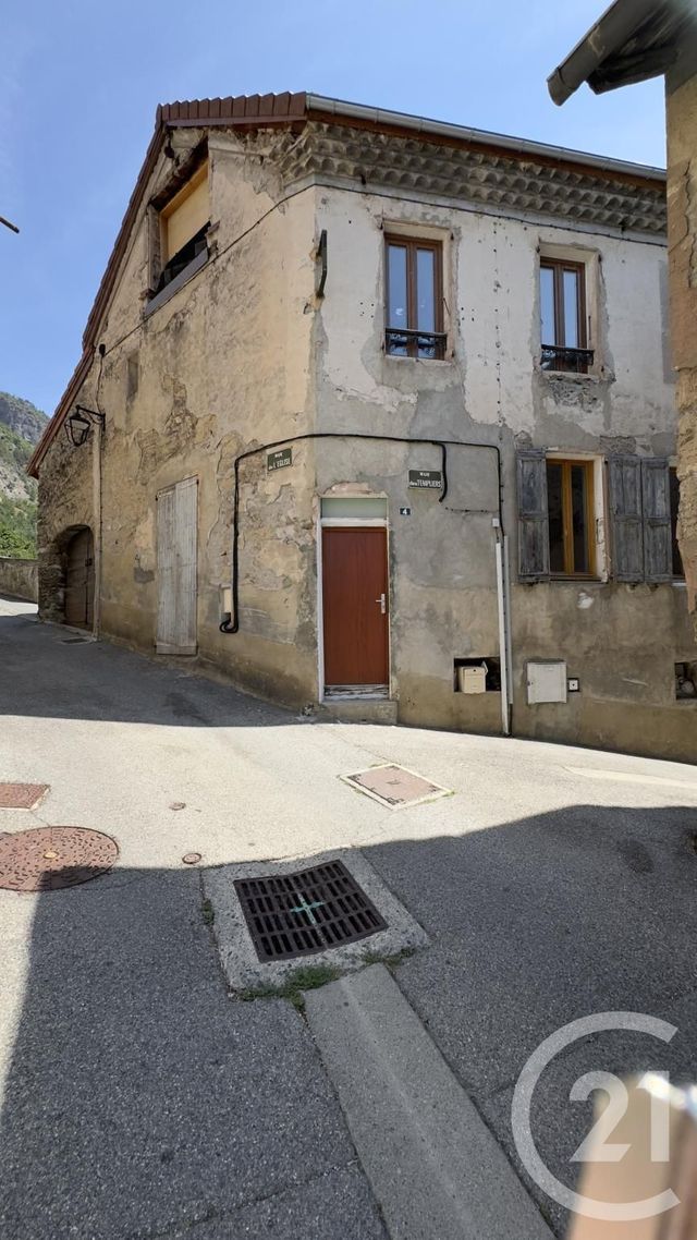 Immeuble à vendre REMOLLON