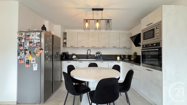 Afficher la photo en grand Appartement T3 à vendre - 3 pièces - 67.53 m2 - GAP - 05 - PROVENCE-ALPES-COTE-D-AZUR - Century 21 Habitat