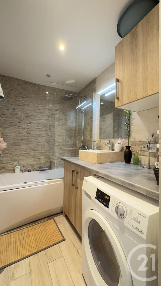 Appartement T4 à vendre - 4 pièces - 78.39 m2 - GAP - 05 - PROVENCE-ALPES-COTE-D-AZUR - Century 21 Habitat