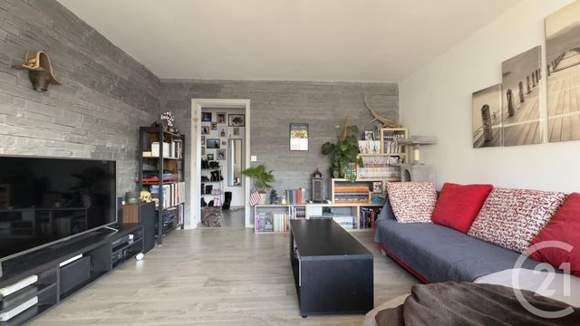 Appartement T4 à vendre - 4 pièces - 78.39 m2 - GAP - 05 - PROVENCE-ALPES-COTE-D-AZUR - Century 21 Habitat