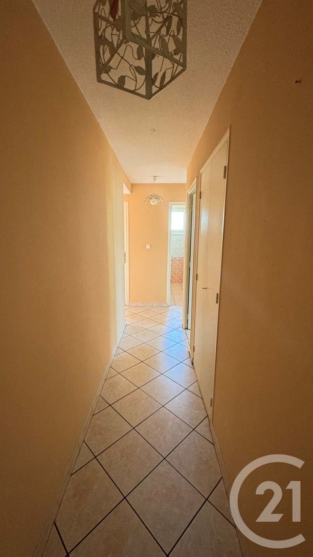 Appartement F4 à vendre - 4 pièces - 95.92 m2 - GAP - 05 - PROVENCE-ALPES-COTE-D-AZUR - Century 21 Habitat