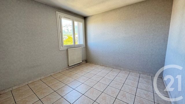 Appartement F4 à vendre - 4 pièces - 95.92 m2 - GAP - 05 - PROVENCE-ALPES-COTE-D-AZUR - Century 21 Habitat