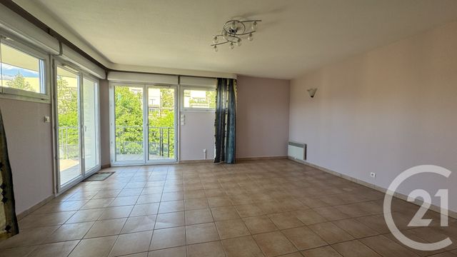 Afficher la photo en grand Appartement F4 à vendre - 4 pièces - 84.56 m2 - GAP - 05 - PROVENCE-ALPES-COTE-D-AZUR - Century 21 Habitat