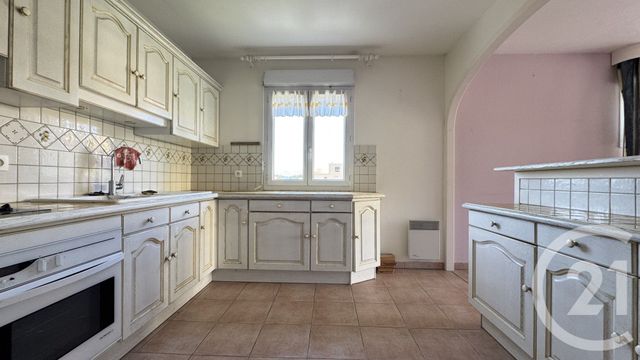 Afficher la photo en grand Appartement F4 à vendre - 4 pièces - 84.56 m2 - GAP - 05 - PROVENCE-ALPES-COTE-D-AZUR - Century 21 Habitat