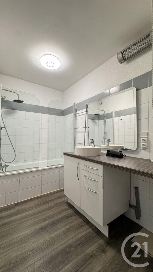 Appartement F3 à vendre - 3 pièces - 81.78 m2 - GAP - 05 - PROVENCE-ALPES-COTE-D-AZUR - Century 21 Habitat