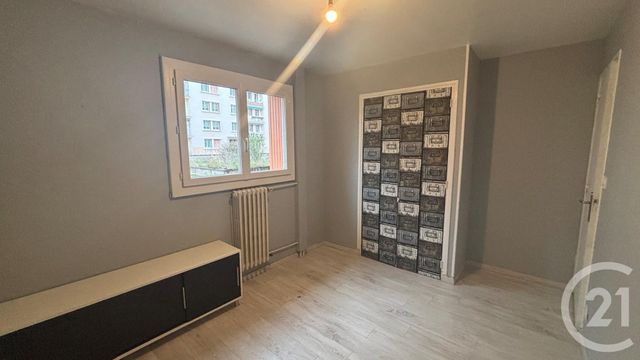 Afficher la photo en grand Appartement F3 à vendre - 3 pièces - 63.11 m2 - GAP - 05 - PROVENCE-ALPES-COTE-D-AZUR - Century 21 Habitat