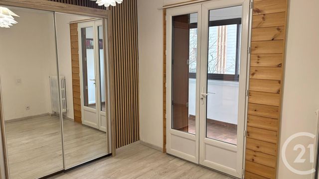 Afficher la photo en grand Appartement F3 à vendre - 3 pièces - 63.11 m2 - GAP - 05 - PROVENCE-ALPES-COTE-D-AZUR - Century 21 Habitat