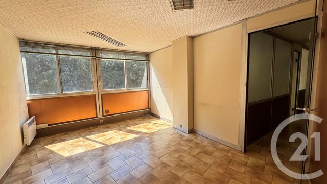 Appartement F5 à vendre - 5 pièces - 106.5 m2 - GAP - 05 - PROVENCE-ALPES-COTE-D-AZUR - Century 21 Habitat