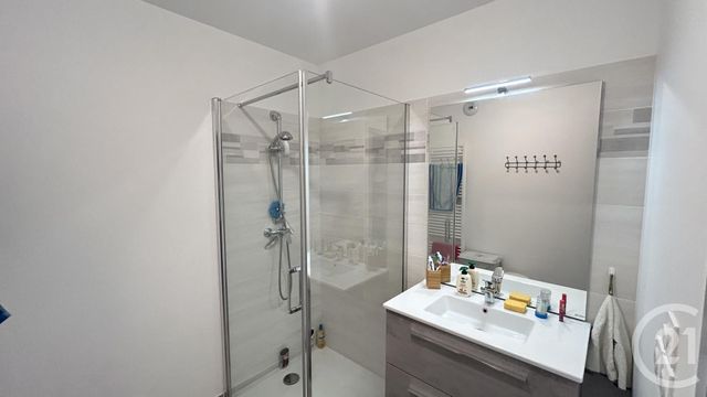 Appartement T3 à vendre - 3 pièces - 67.52 m2 - GAP - 05 - PROVENCE-ALPES-COTE-D-AZUR - Century 21 Habitat