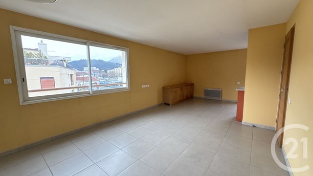 Appartement F3 à vendre - 3 pièces - 81.84 m2 - GAP - 05 - PROVENCE-ALPES-COTE-D-AZUR - Century 21 Habitat