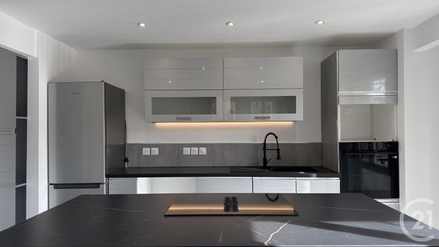 Appartement T4 à vendre - 4 pièces - 92.27 m2 - GAP - 05 - PROVENCE-ALPES-COTE-D-AZUR - Century 21 Habitat