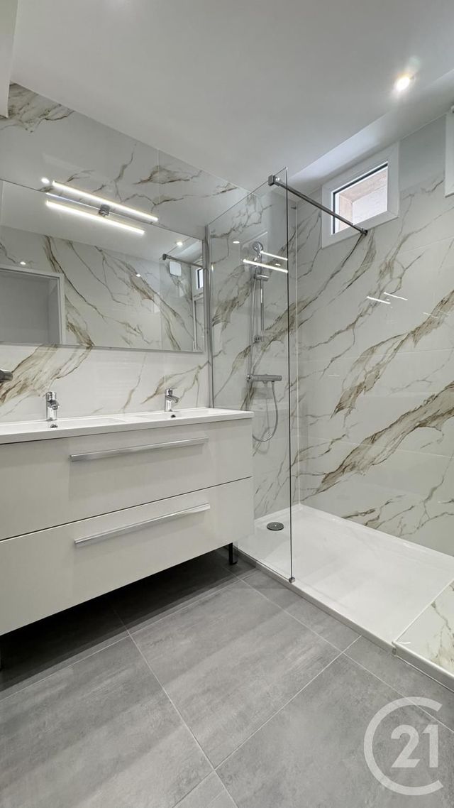 Appartement T4 à vendre - 4 pièces - 92.27 m2 - GAP - 05 - PROVENCE-ALPES-COTE-D-AZUR - Century 21 Habitat