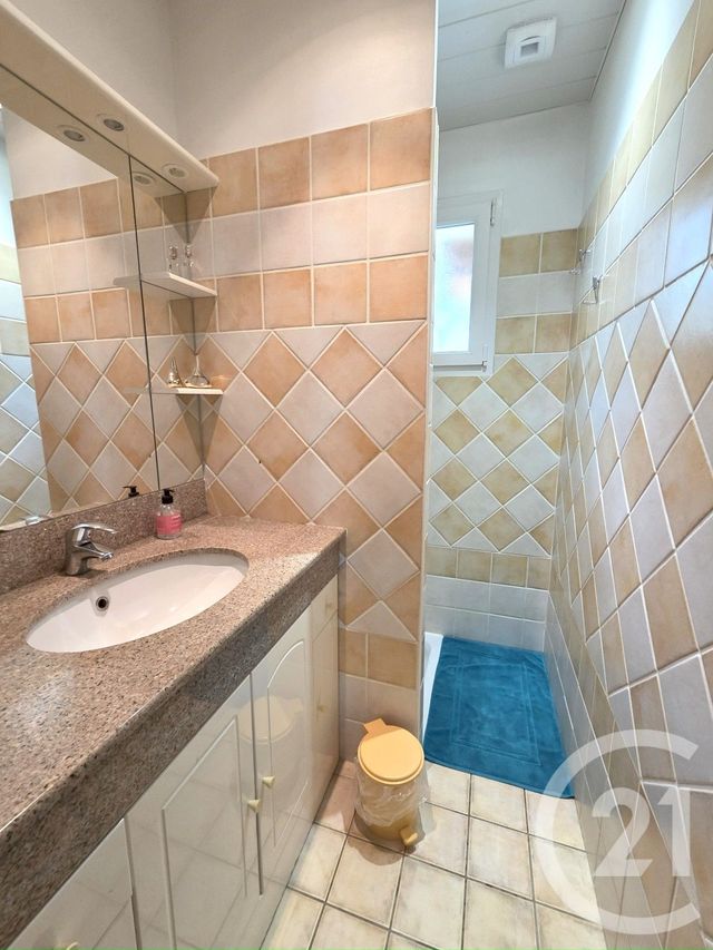 Afficher la photo en grand maison à louer - 6 pièces - 146.91 m2 - GAP - 05 - PROVENCE-ALPES-COTE-D-AZUR - Century 21 Habitat