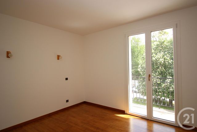 Afficher la photo en grand maison à louer - 4 pièces - 78.0 m2 - LETTRET - 05 - PROVENCE-ALPES-COTE-D-AZUR - Century 21 Habitat