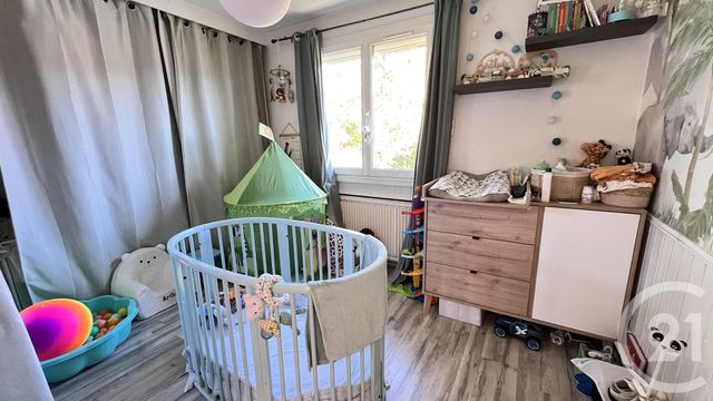 Appartement T4 à vendre - 4 pièces - 84.23 m2 - GAP - 05 - PROVENCE-ALPES-COTE-D-AZUR - Century 21 Habitat