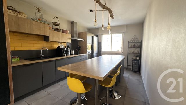 Appartement F4 à vendre - 4 pièces - 118.12 m2 - GAP - 05 - PROVENCE-ALPES-COTE-D-AZUR - Century 21 Habitat