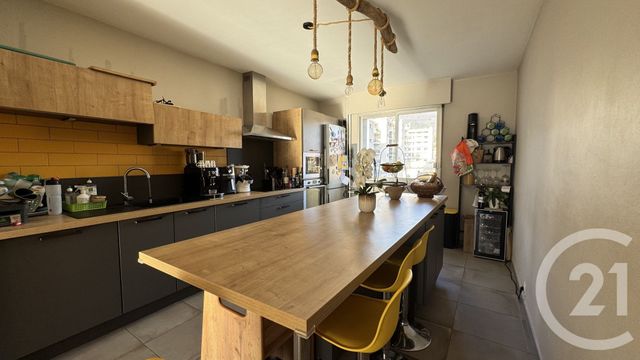 Appartement F4 à vendre - 4 pièces - 118.12 m2 - GAP - 05 - PROVENCE-ALPES-COTE-D-AZUR - Century 21 Habitat