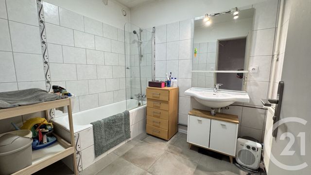 Appartement F4 à vendre - 4 pièces - 118.12 m2 - GAP - 05 - PROVENCE-ALPES-COTE-D-AZUR - Century 21 Habitat