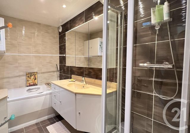 Appartement T5 à vendre - 5 pièces - 111.81 m2 - GAP - 05 - PROVENCE-ALPES-COTE-D-AZUR - Century 21 Habitat