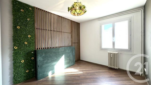 Afficher la photo en grand Appartement T3 à vendre - 3 pièces - 63.89 m2 - GAP - 05 - PROVENCE-ALPES-COTE-D-AZUR - Century 21 Habitat