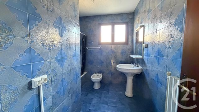 Appartement T5 à vendre - 5 pièces - 137.78 m2 - GAP - 05 - PROVENCE-ALPES-COTE-D-AZUR - Century 21 Habitat