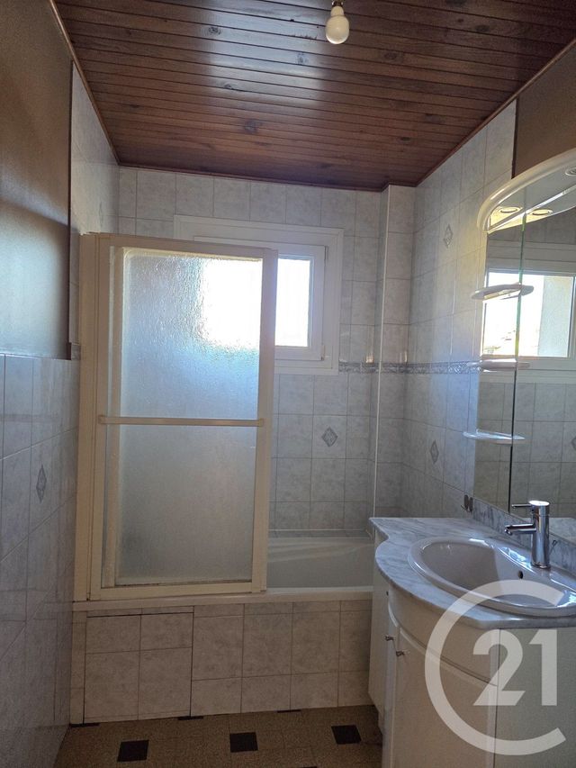 Appartement F3 à louer - 3 pièces - 59.1 m2 - GAP - 05 - PROVENCE-ALPES-COTE-D-AZUR - Century 21 Habitat