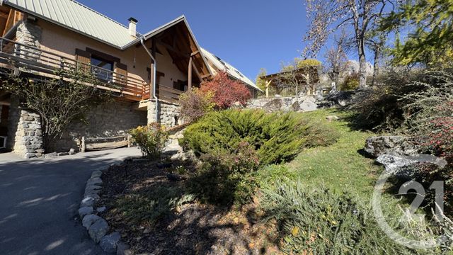 Afficher la photo en grand maison à vendre - 6 pièces - 140.0 m2 - CHORGES - 05 - PROVENCE-ALPES-COTE-D-AZUR - Century 21 Habitat