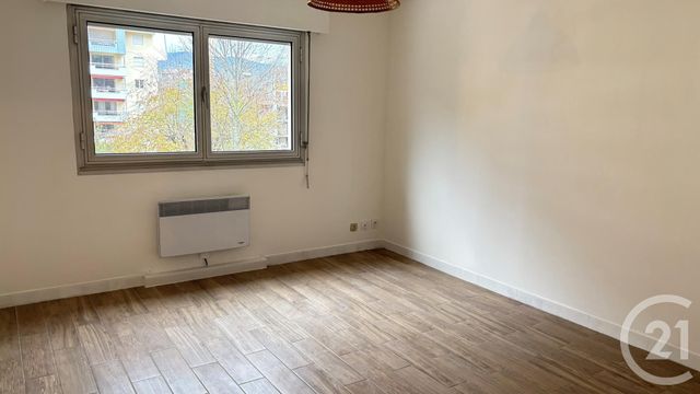 Appartement T2 à louer - 2 pièces - 53.06 m2 - GAP - 05 - PROVENCE-ALPES-COTE-D-AZUR - Century 21 Habitat