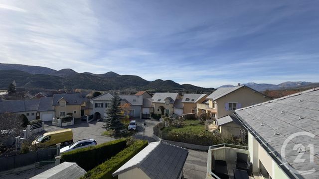 Appartement Duplex à vendre - 4 pièces - 69.5 m2 - CHORGES - 05 - PROVENCE-ALPES-COTE-D-AZUR - Century 21 Habitat