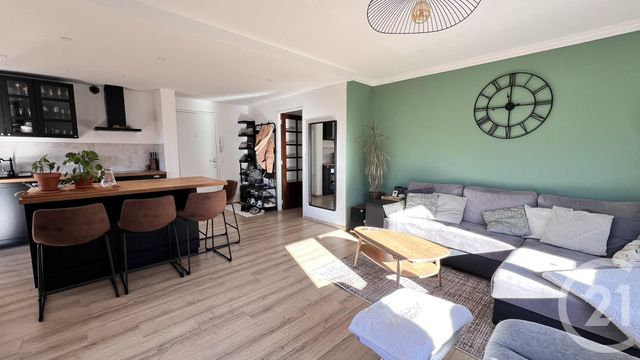 Appartement T3 à vendre - 3 pièces - 73.01 m2 - GAP - 05 - PROVENCE-ALPES-COTE-D-AZUR - Century 21 Habitat