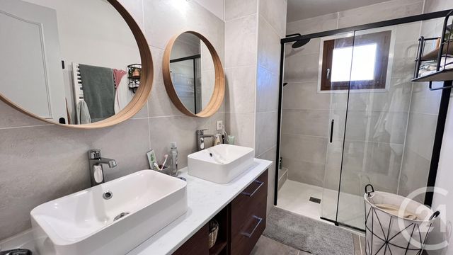 Appartement T3 à vendre - 3 pièces - 73.01 m2 - GAP - 05 - PROVENCE-ALPES-COTE-D-AZUR - Century 21 Habitat