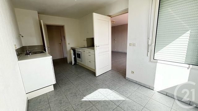 Appartement F2 à louer - 2 pièces - 54.74 m2 - GAP - 05 - PROVENCE-ALPES-COTE-D-AZUR - Century 21 Habitat