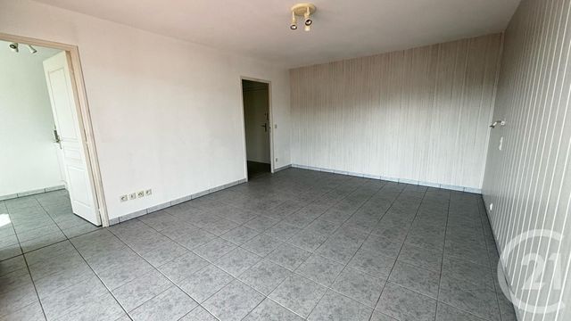 Appartement F2 à louer - 2 pièces - 54.74 m2 - GAP - 05 - PROVENCE-ALPES-COTE-D-AZUR - Century 21 Habitat