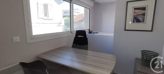 entreprise à louer - 39.0 m2 - GAP - 05 - PROVENCE-ALPES-COTE-D-AZUR - Century 21 Habitat