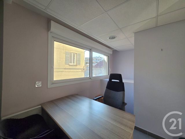 entreprise à louer - 39.0 m2 - GAP - 05 - PROVENCE-ALPES-COTE-D-AZUR - Century 21 Habitat