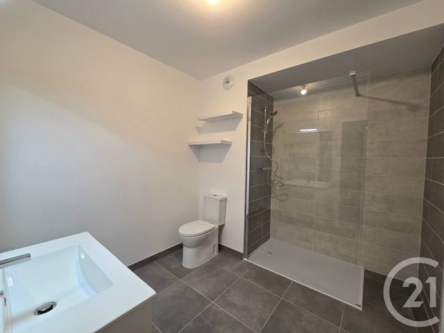 Appartement F2 à louer - 2 pièces - 42.74 m2 - GAP - 05 - PROVENCE-ALPES-COTE-D-AZUR - Century 21 Habitat