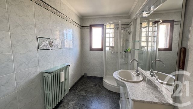 maison à vendre - 10 pièces - 254.57 m2 - GAP - 05 - PROVENCE-ALPES-COTE-D-AZUR - Century 21 Habitat