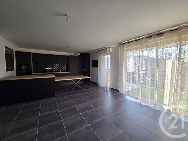 Appartement T4 à louer - 4 pièces - 88.85 m2 - GAP - 05 - PROVENCE-ALPES-COTE-D-AZUR - Century 21 Habitat