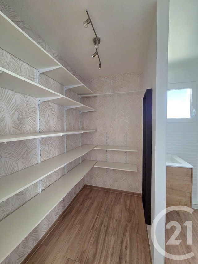 Appartement T4 à louer - 4 pièces - 88.85 m2 - GAP - 05 - PROVENCE-ALPES-COTE-D-AZUR - Century 21 Habitat